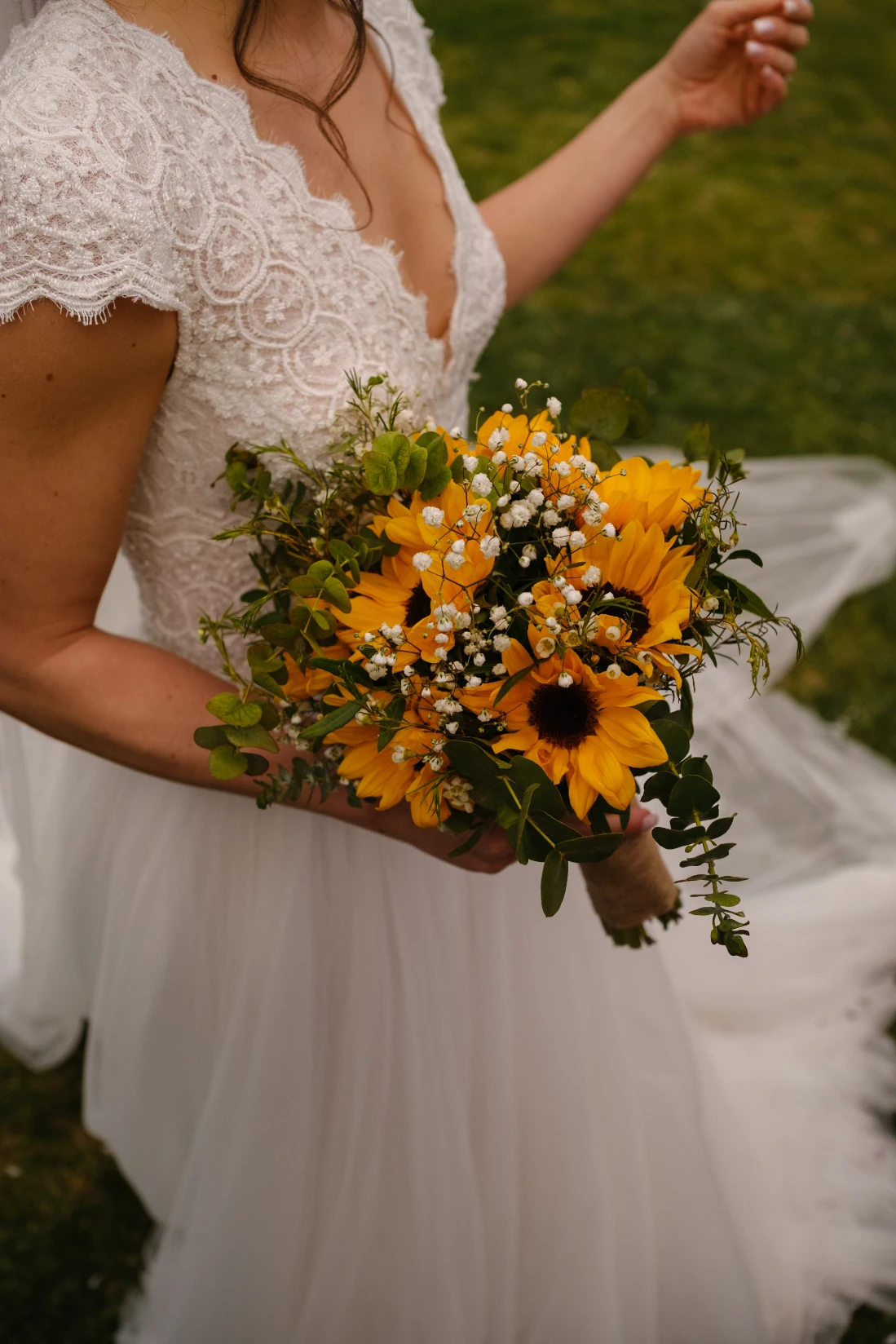 Los girasoles vistieron la boda.