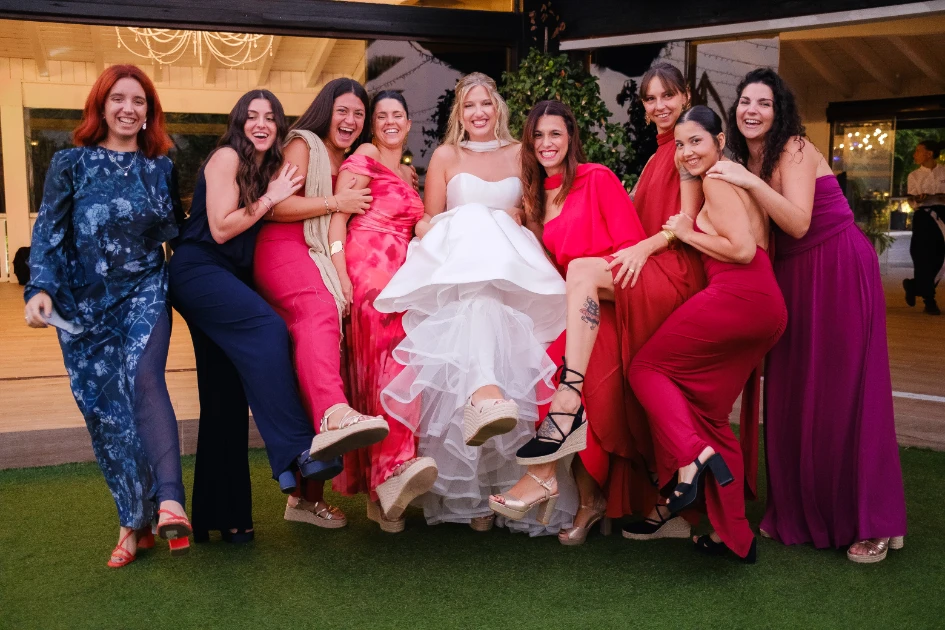 La novia y sus amigas.