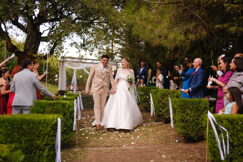 Salida de los novios.