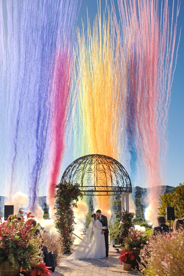 El momento de las bengalas de colores.
